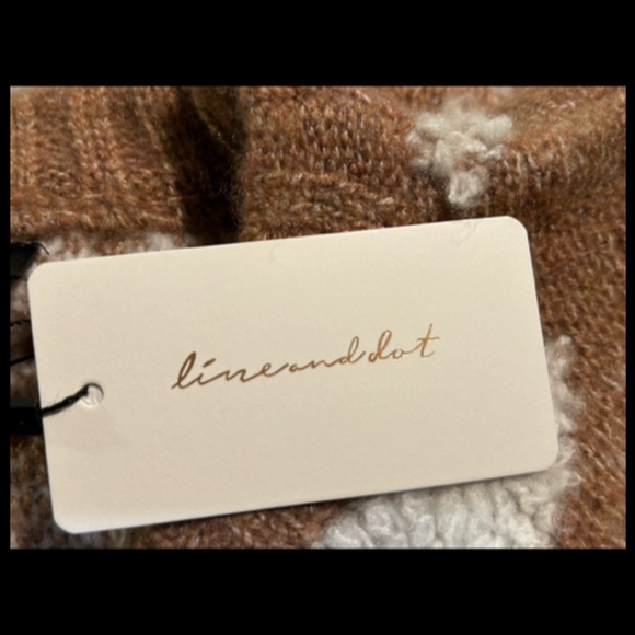 Line & Dot x Revolve Houndstooth Plush Sweater Cream/Toffee Brown Size S - NWT - Picture 13 of 16
